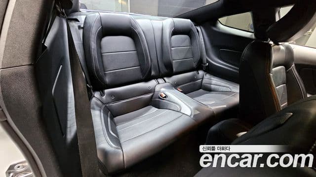 Ford Mustang GT купе, 2020 12