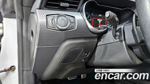 Ford Mustang GT купе, 2020 17