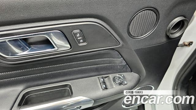 Ford Mustang GT купе, 2020 20