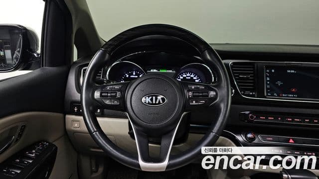 Kia The / новый New Carnival Special, 2019 14