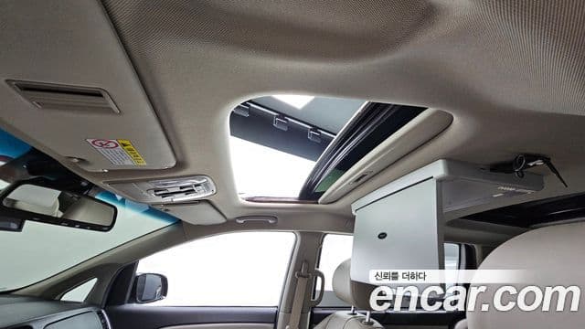 Kia The / новый New Carnival Special, 2019 17