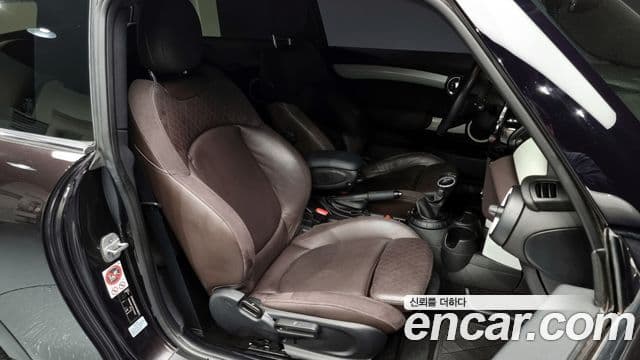 Mini Cooper 3세대, 2015 10