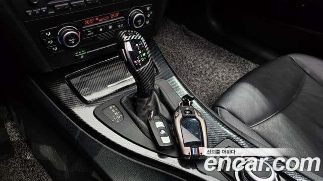 BMW 3시리즈 (E90) 320i седан, 2007 9