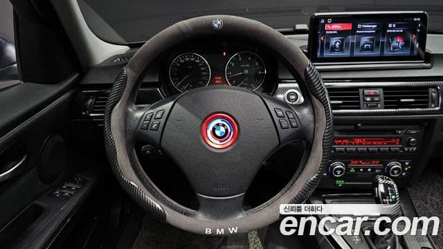 BMW 3시리즈 (E90) 320i седан, 2007 13