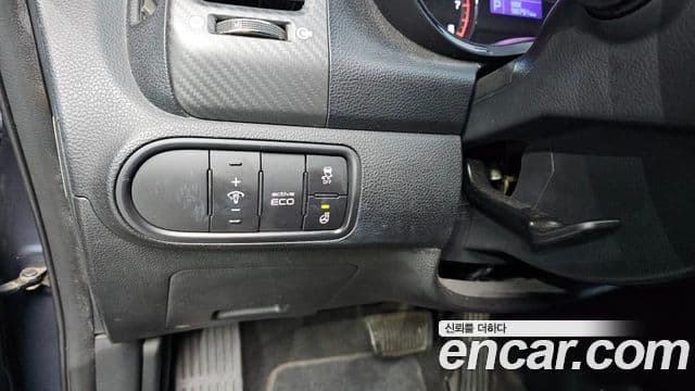 Kia K3 Trendy, 2013 13