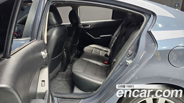 Kia K3 Trendy, 2013 18