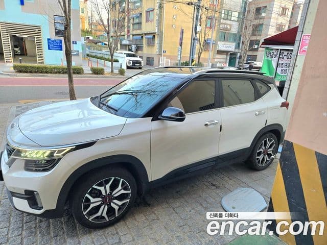 Kia Seltos Signature, 2022 1