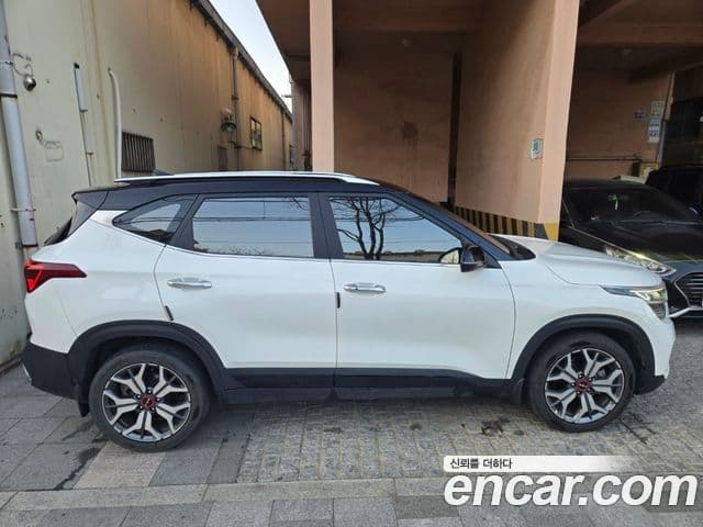 Kia Seltos Signature, 2022 2