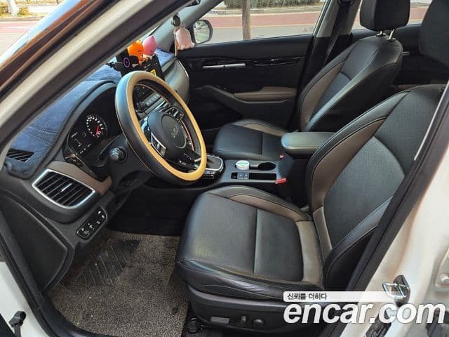 Kia Seltos Signature, 2022 7