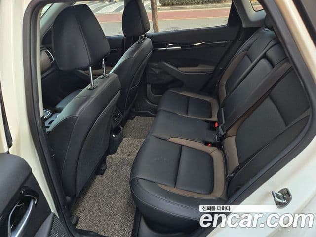 Kia Seltos Signature, 2022 8