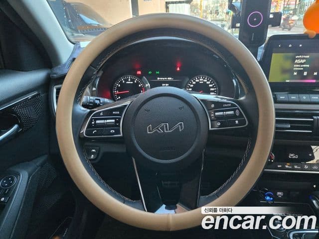 Kia Seltos Signature, 2022 9