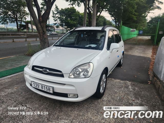 Kia 뉴카렌스 топовая версия, 2008 1