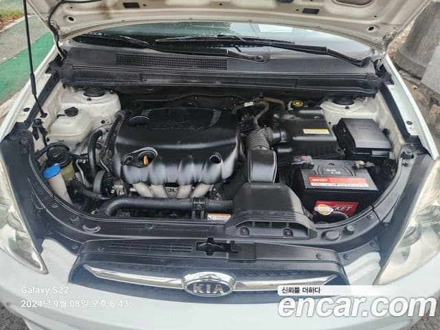 Kia 뉴카렌스 топовая версия, 2008 6