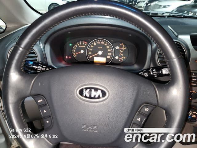 Kia 뉴카렌스 топовая версия, 2008 16