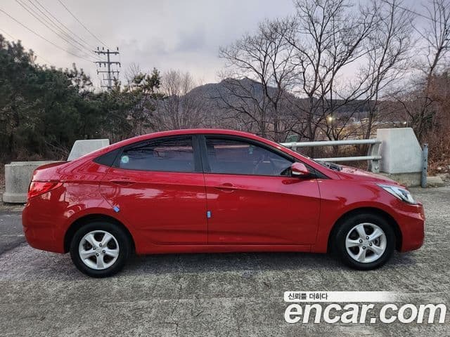 Hyundai Accent(новый кузов / новое поколение) Premier, 2011 все фото