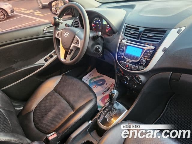 Hyundai Accent(новый кузов / новое поколение) Premier, 2011 12