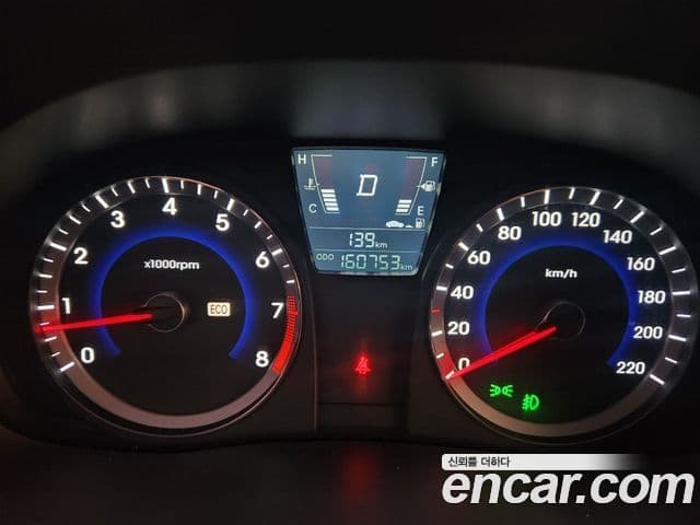 Hyundai Accent(новый кузов / новое поколение) Premier, 2011 20