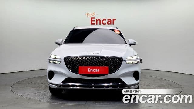 Genesis GV70, 2021 3