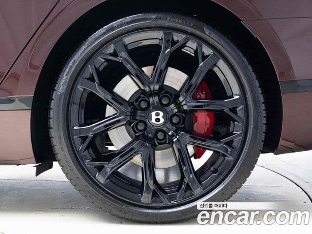 Bentley Flying Spur 3세대 4.0 S, 2024 все фото