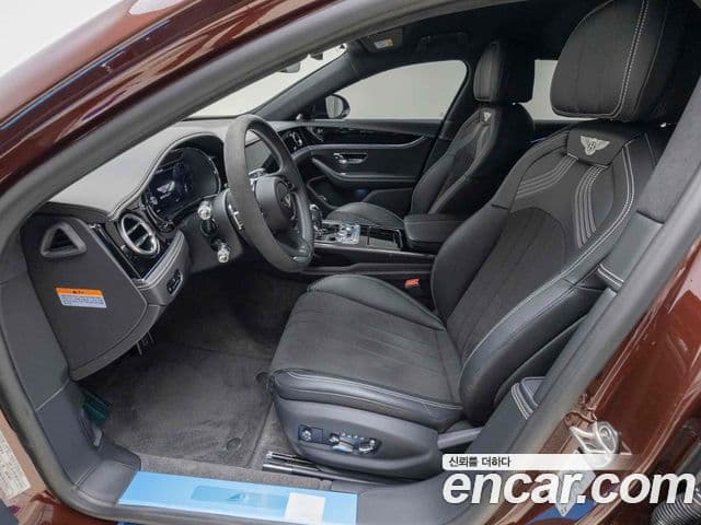 Bentley Flying Spur 3세대 4.0 S, 2024 10