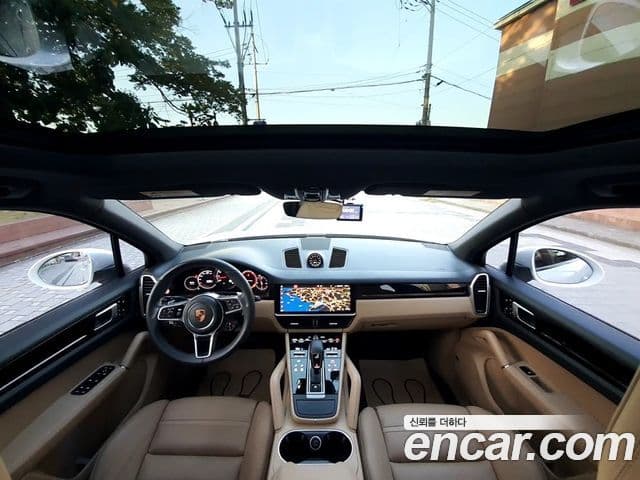 Porsche Cayenne (PO536), 2019 13