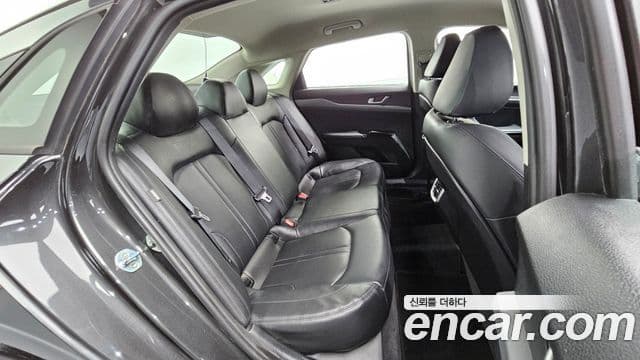 Kia K5 3세대 Trendy, 2021 19