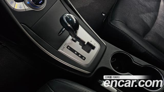 Hyundai Avante MD M16 GDI Blue Saver, 2012 9