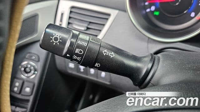 Hyundai Avante MD M16 GDI Blue Saver, 2012 17