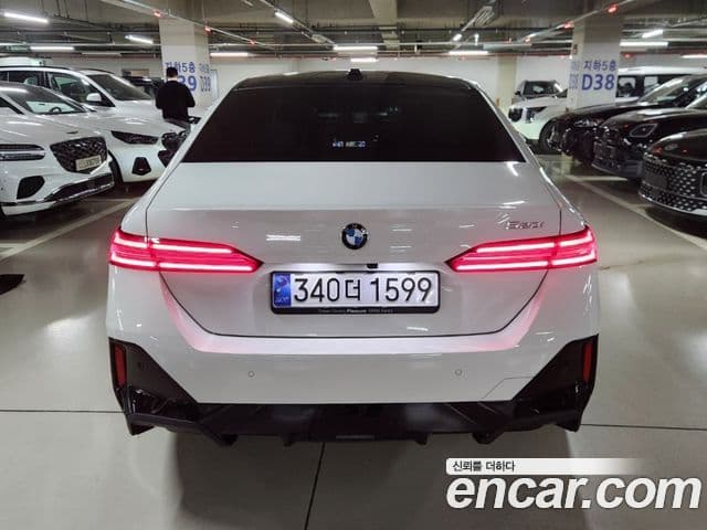 BMW 5시리즈 (G60) 520i M Sport, 2025 4