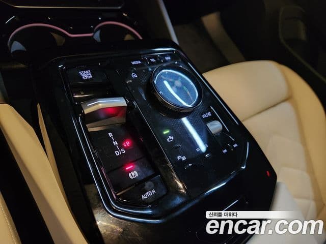 BMW 5시리즈 (G60) 520i M Sport, 2025 9