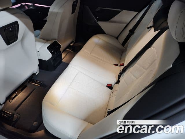 BMW 5시리즈 (G60) 520i M Sport, 2025 14