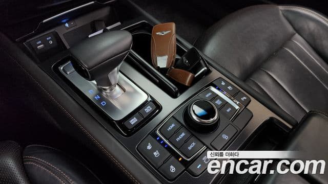 Genesis G80 Sport, 2017 9