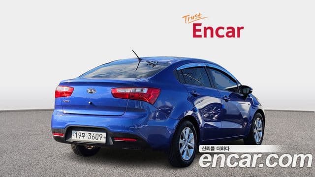 Kia All New Pride Deluxe, 2012 2