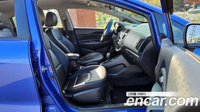 Kia All New Pride Deluxe, 2012 10