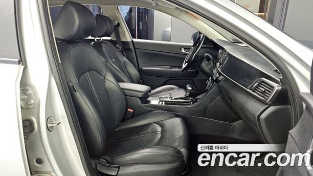 Kia K5 2세대 Prestige, 2016 10