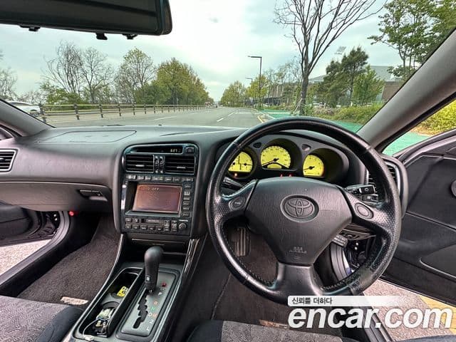 Toyota 아리스토, 1998 9