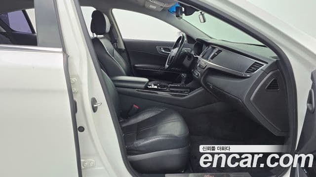 Kia K9 Prestige, 2014 11