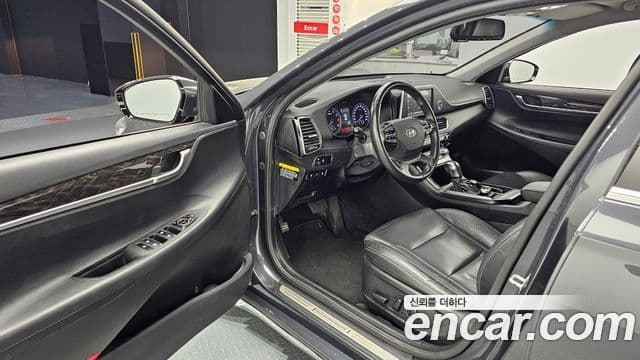 Hyundai Grandeur IG 3.0 LPi Modern (арендный автомобиль), 2019 11