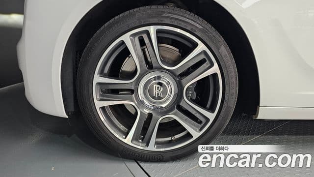 Rolls-Royce 고스트, 2019 все фото