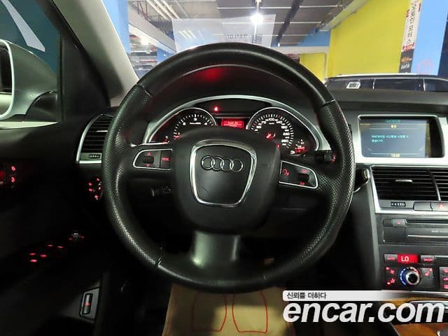 Audi Q7 4L, 2011 11
