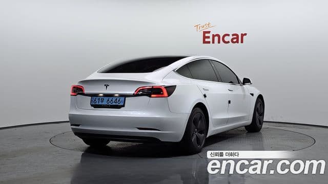 Tesla модель 3 Standard Range Plus RWD, 2020 2