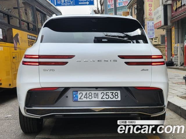Genesis GV70, 2025 все фото