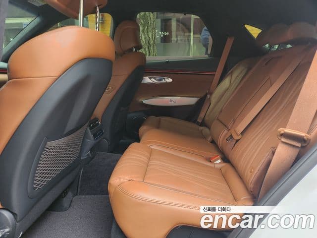 Genesis GV70, 2025 8