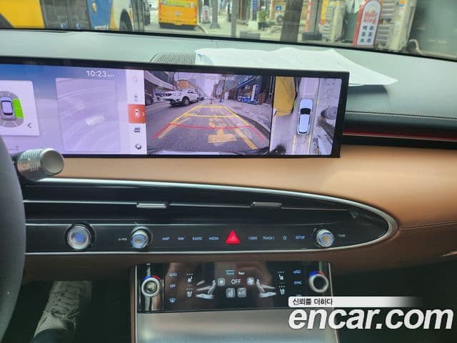 Genesis GV70, 2025 11