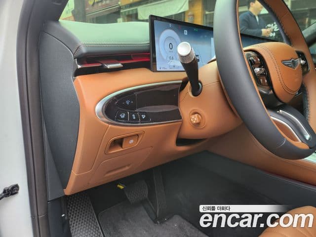 Genesis GV70, 2025 12