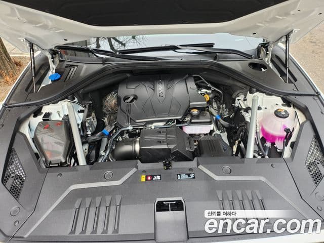 Genesis GV70, 2025 18