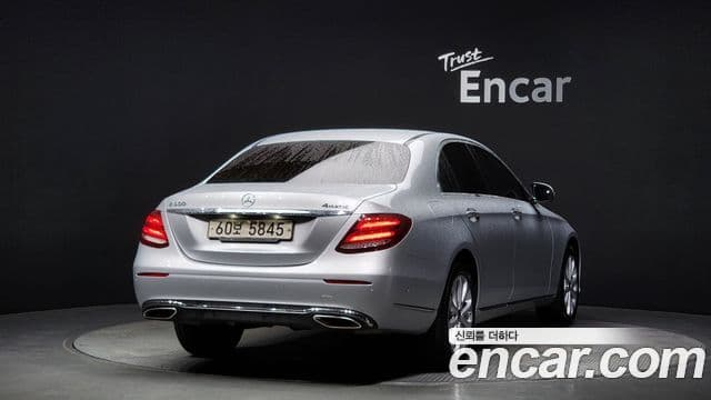 Mercedes-Benz E-класс W213 Exclusive, 2018 2