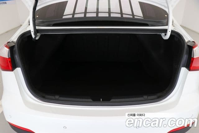 Kia K3 Luxury, 2013 18