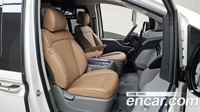Hyundai Staria Prestige Camper 4인승, 2023 10