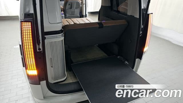 Hyundai Staria Prestige Camper 4인승, 2023 19